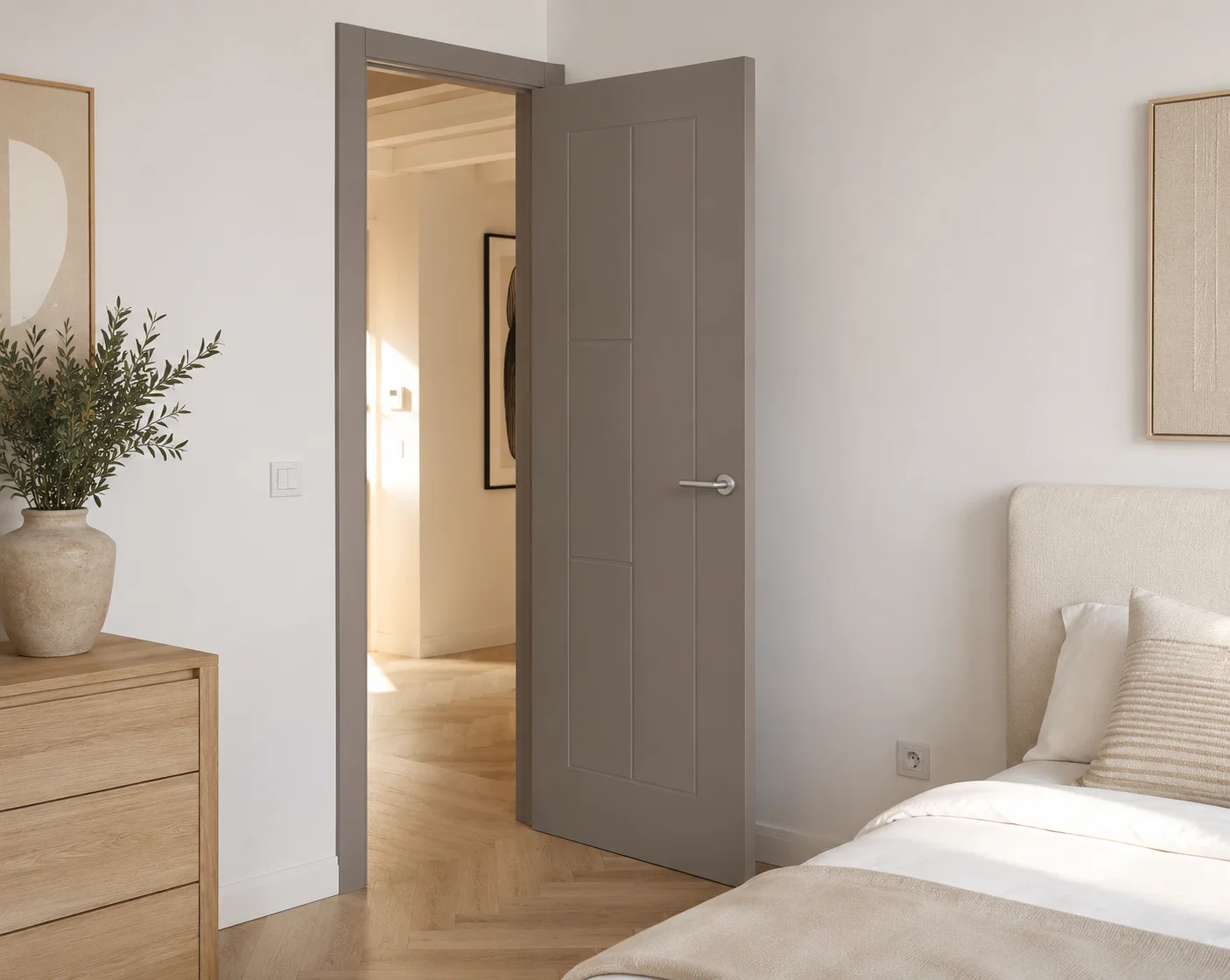 Aurum Puertas puerta lacada abatible beige · Diseño catálogo Budapest